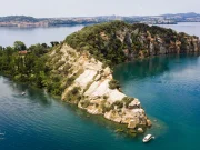 Isola Martana